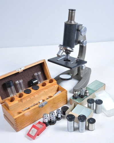 Microscope nachet avec - avec, plaque